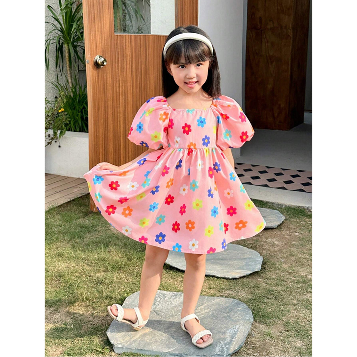 Cute Girl Floral Print Square Neck Puff Sleeve Casual Dress For Spring.
