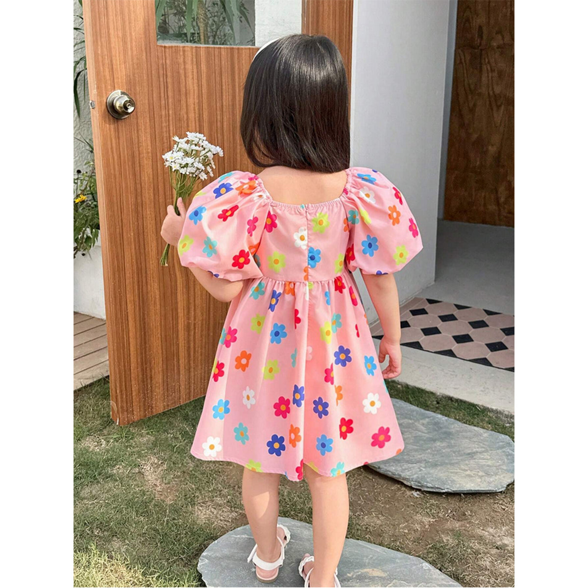 Cute Girl Floral Print Square Neck Puff Sleeve Casual Dress For Spring.