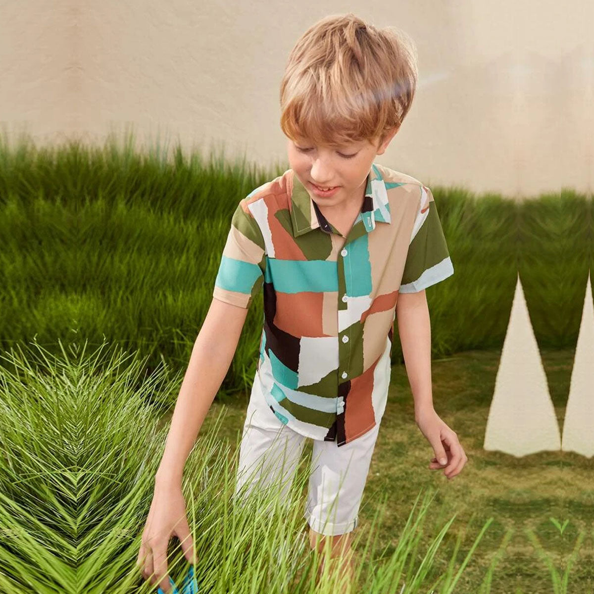 VENUTALOZA Colorful Graphic Neck Shirt For Boy.