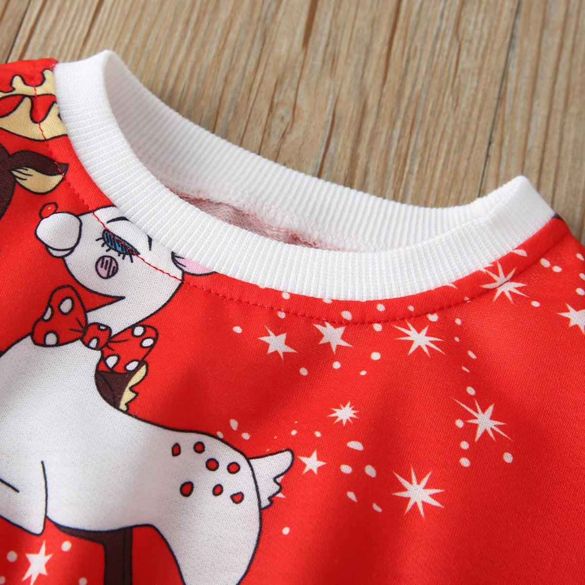 Venutaloza Reindeer Print Full Sleeve T-Shirt For Baby Girl's.