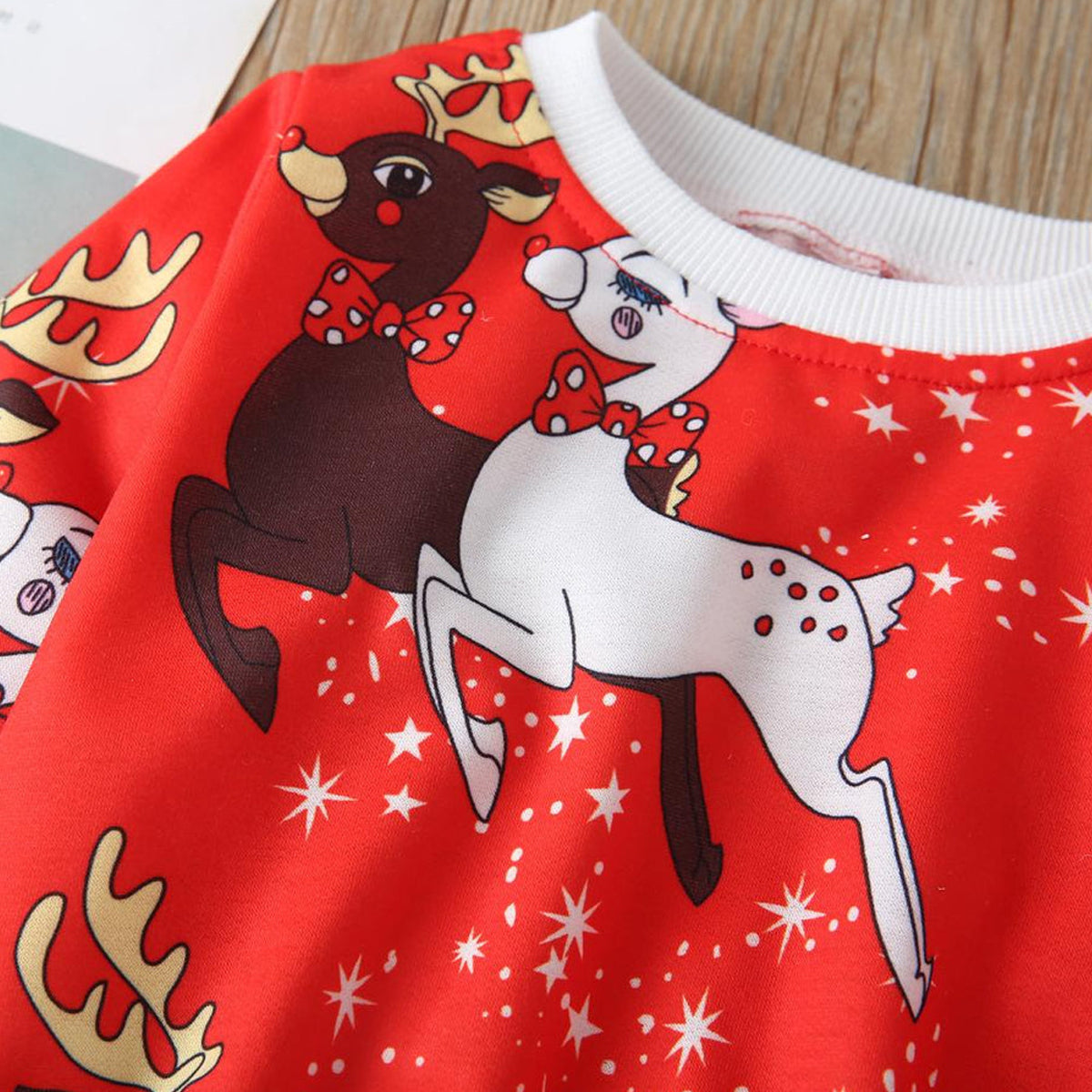 Venutaloza Reindeer Print Full Sleeve T-Shirt For Baby Girl's.