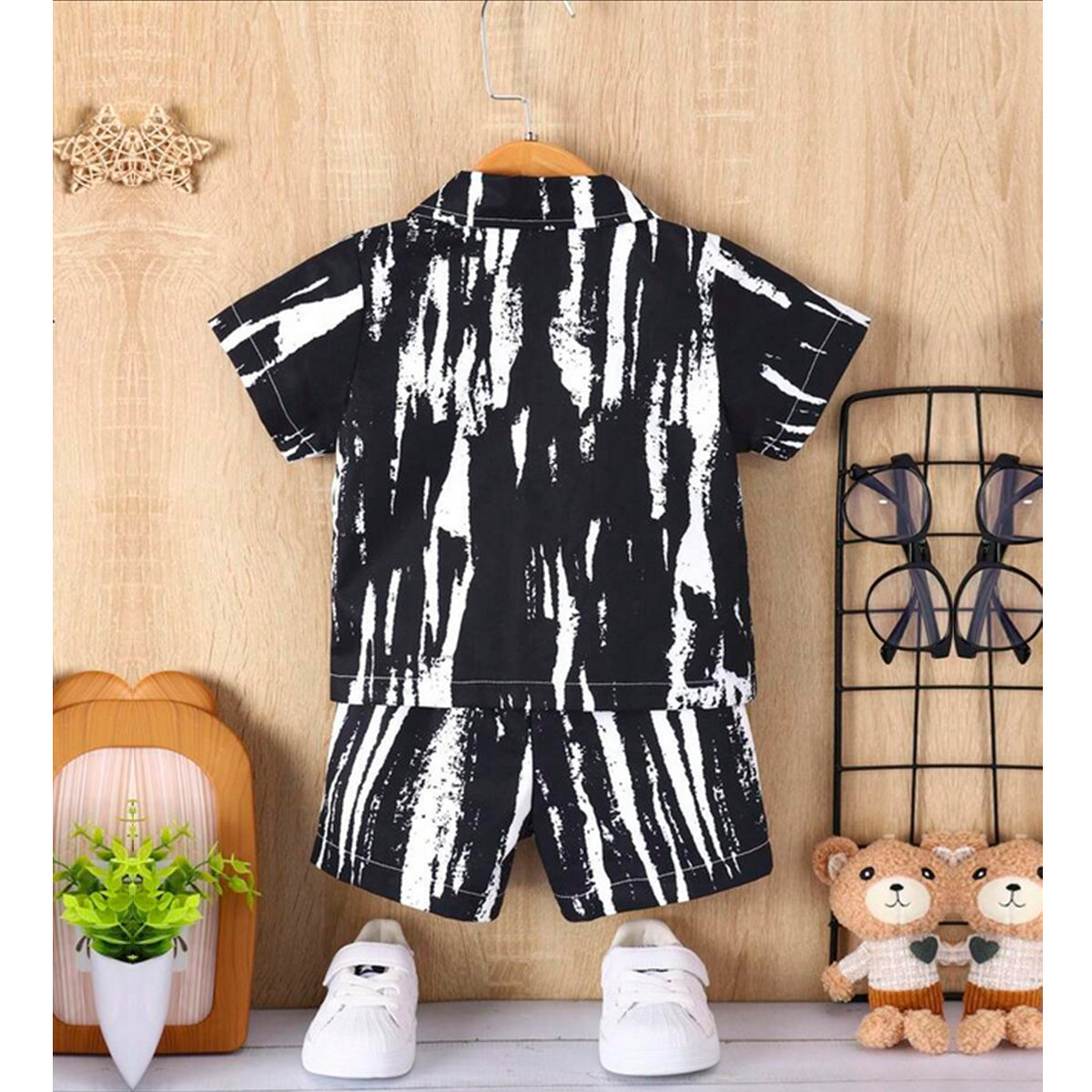 Venutaloza Kids Black Brush Print Shirt & Pocket Shorts Without tee Two Piece Set.