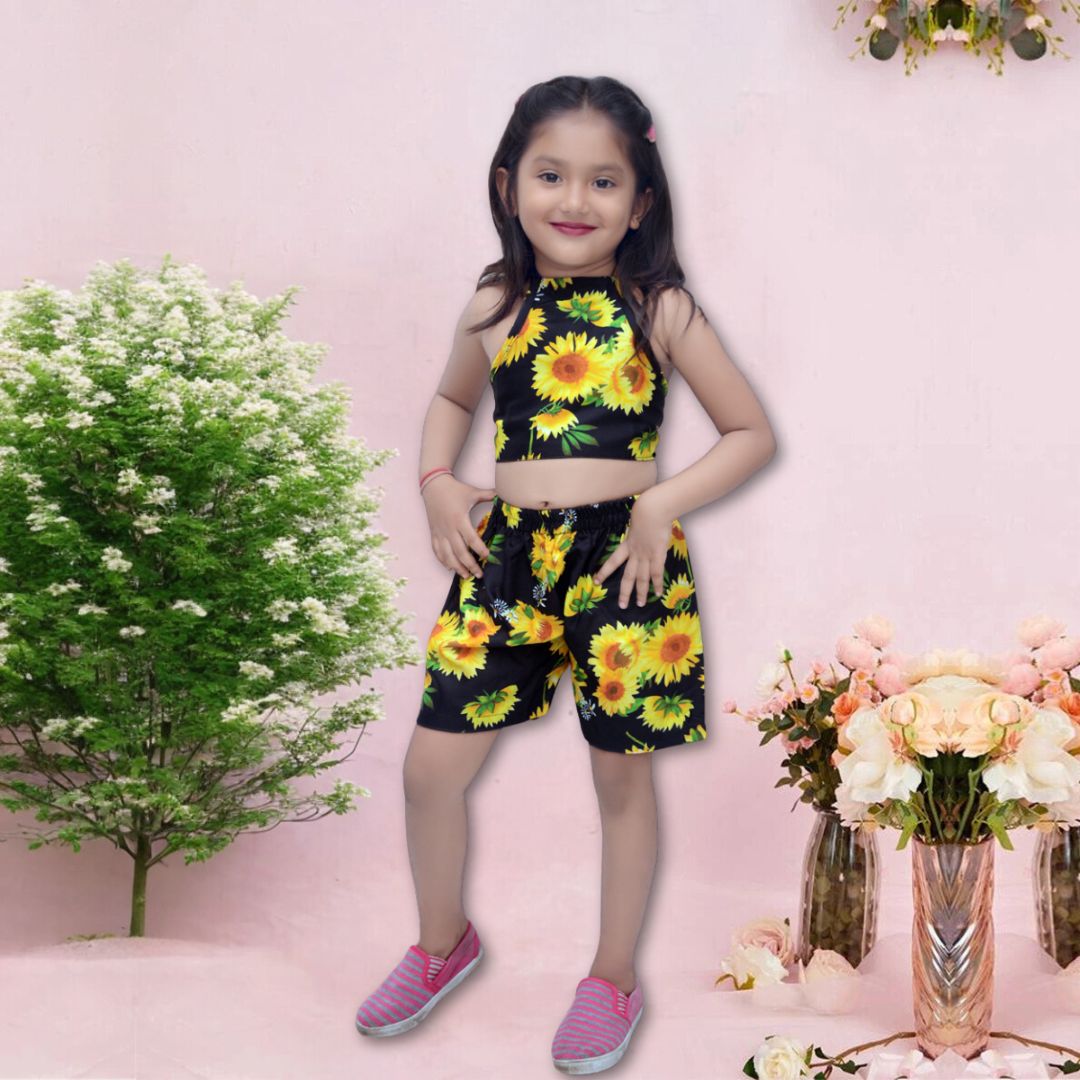 BabyGirl's Stylish Yellow Sun_Flower Design Top & Shorts For Kids.