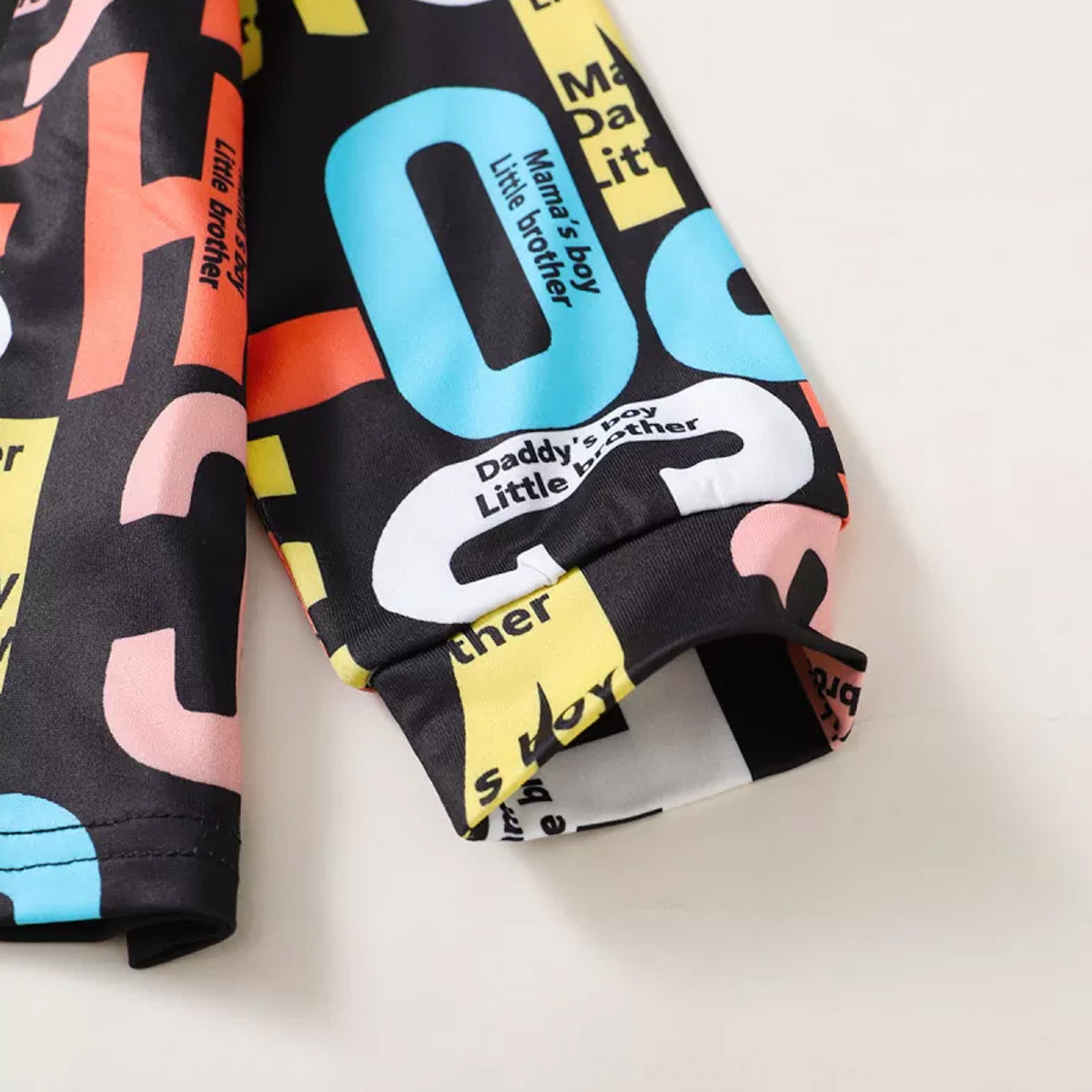 Venutaloza Boy's Alphabet Letter Patchwork Full Sleeve Set T_Shirt & Pent.
