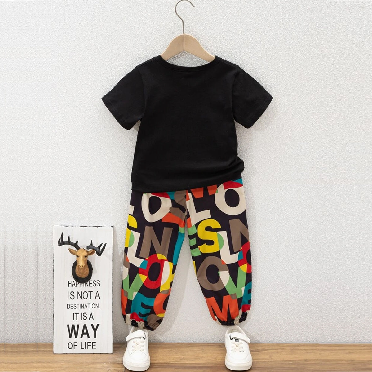 Venutaloza Stylish Baby Set Dinosaur Animal & Tie Dye Fleece & Letter Graphic & Alphabet Letter (Combo Pack Of 3) T-Shirt & Pants.