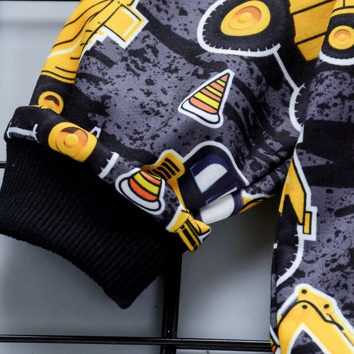 Venutaloza Baby Boys Working Car Vehicles Pullover Print T-shirt & Pants..