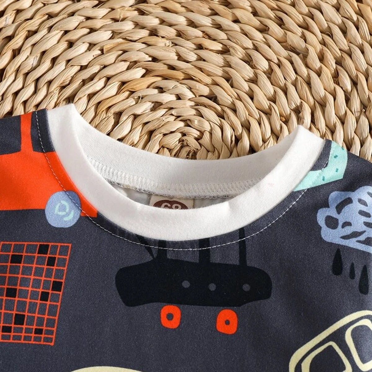 Venutaloza Baby Boys Car & Tree Pullover Print Graphic T-shirt & Pants For Boys.