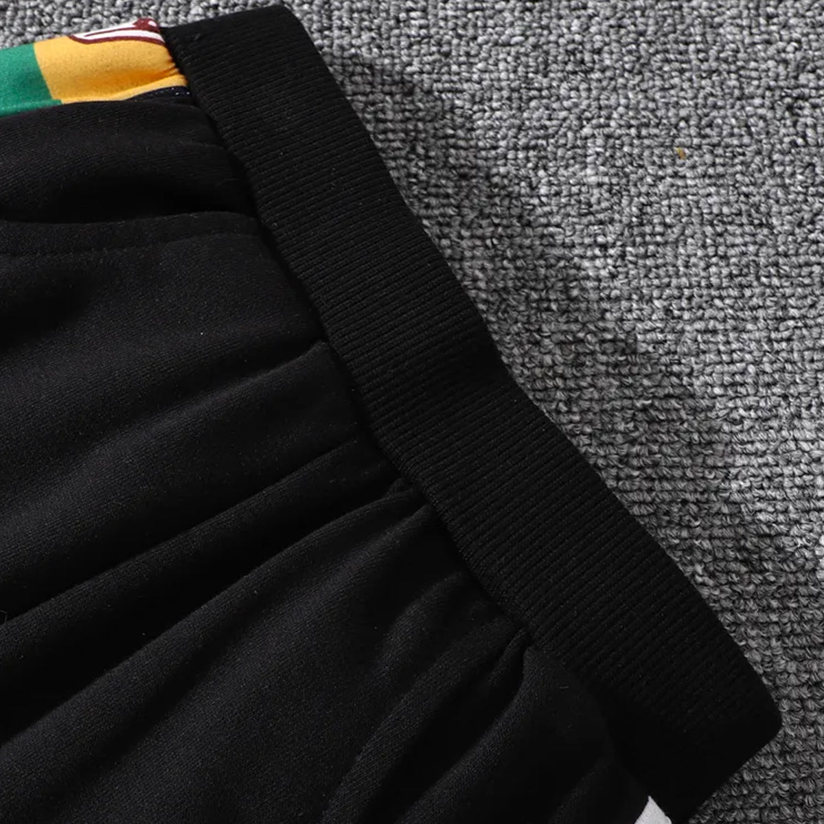 Venutaloza Stylish Baby Set Black Graphic Print & Colorblock Multicolor (Combo Pack Of 2) T-Shirt & Pants.