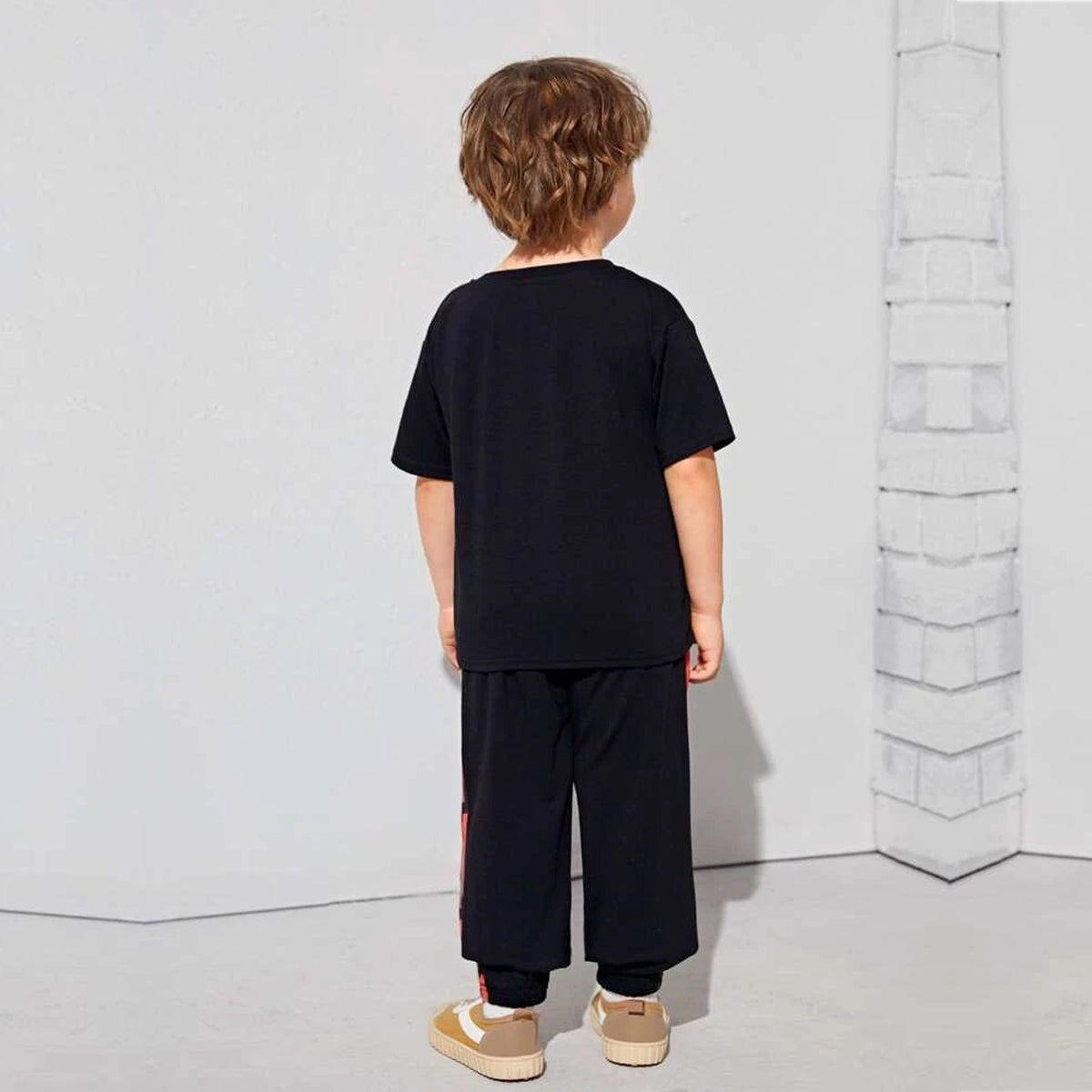 Venutaloza Toddler Boys letter Graphic T-Shirt & Pants Set.