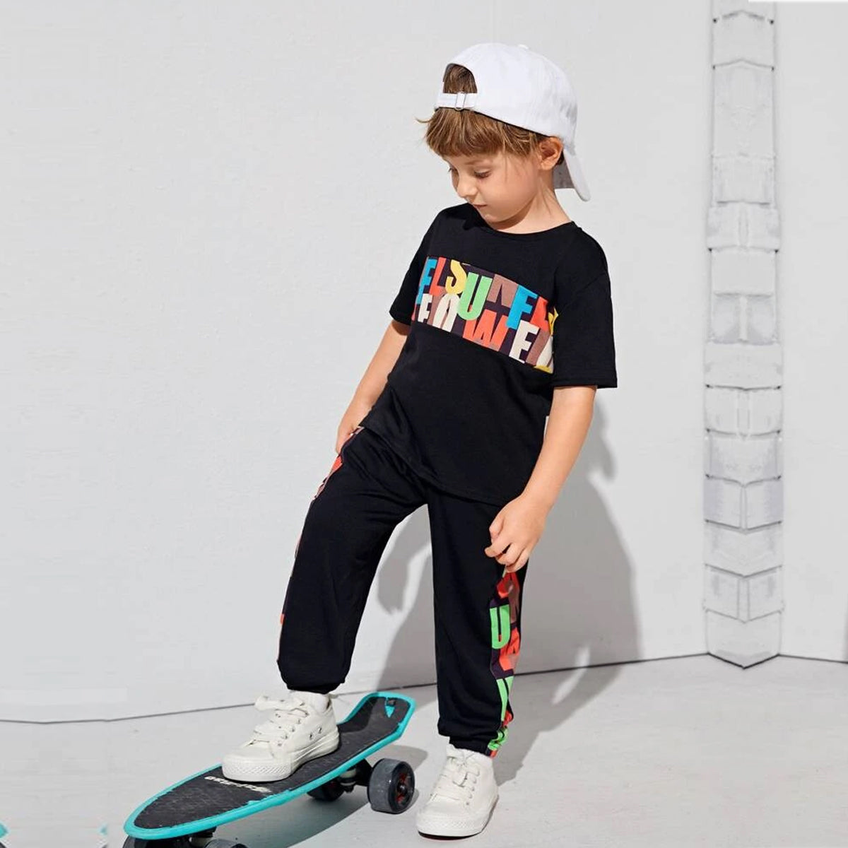 Venutaloza Toddler Boys letter Graphic T-Shirt & Pants Set.