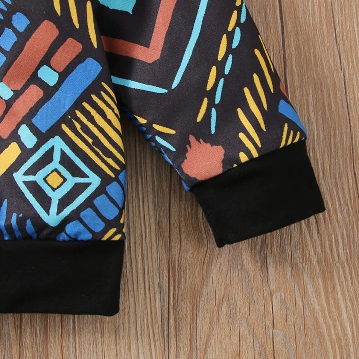 Venutaloza Baby Set Black Graphic Print & Cami T-shirt & Pant.