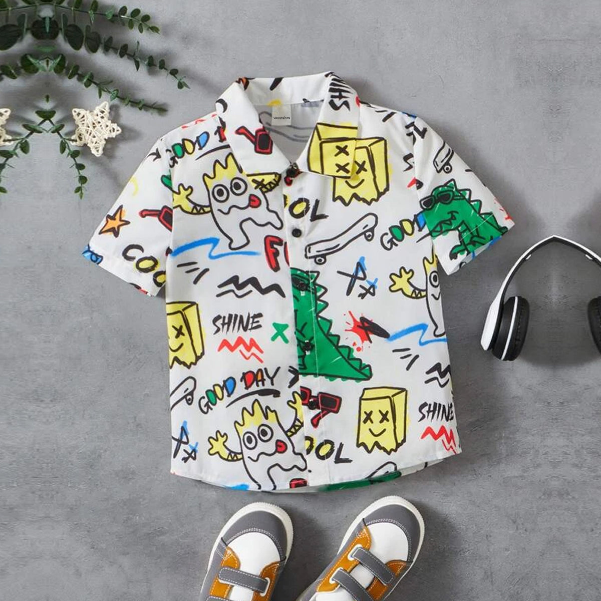 Venutaloza Toddler Boys Cartoon & letters Designer Print Button Front Shirt For Boys.