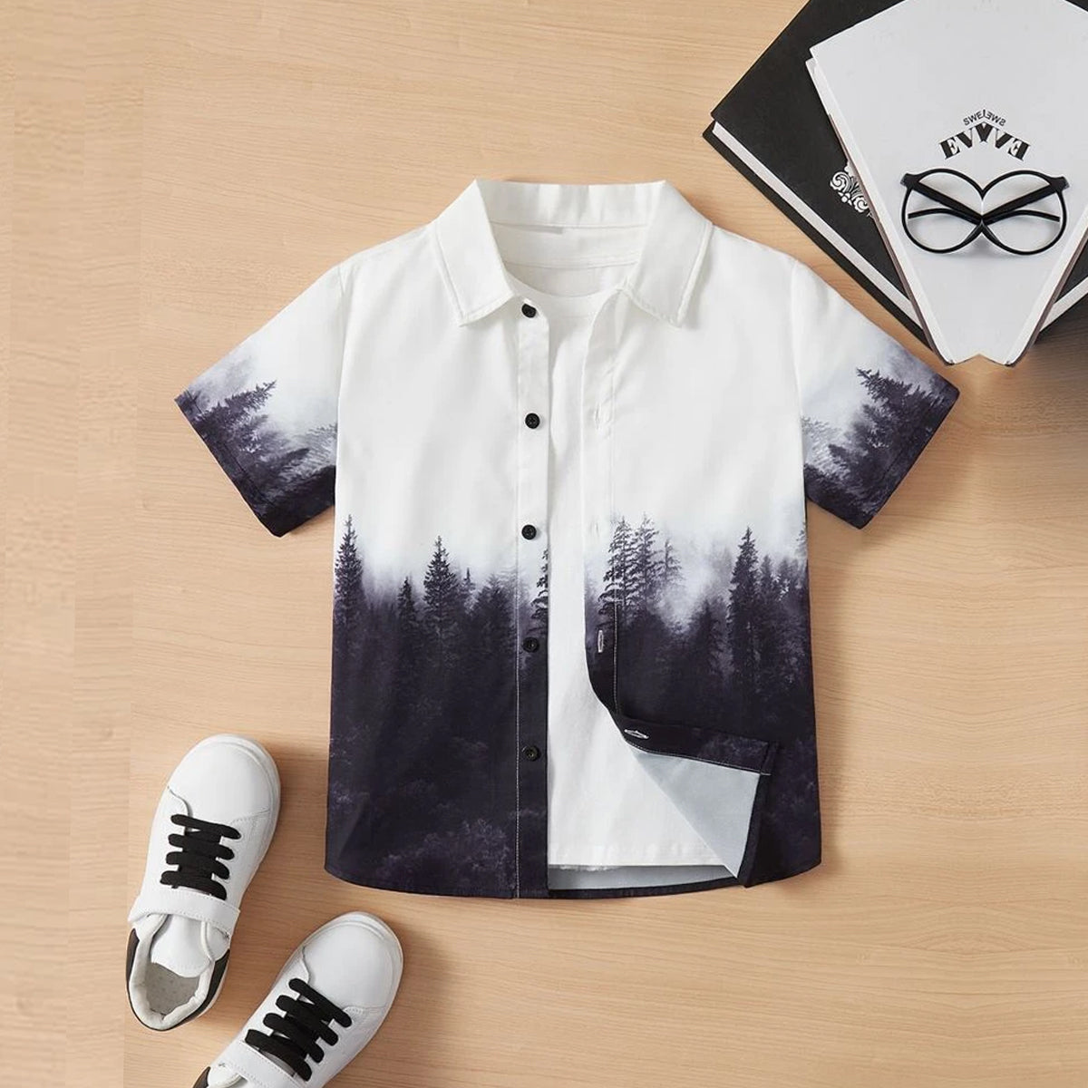 Venutaloza Outdoor Casual Tree Gradient Graphic Short Sleeve Shirt For Boys.