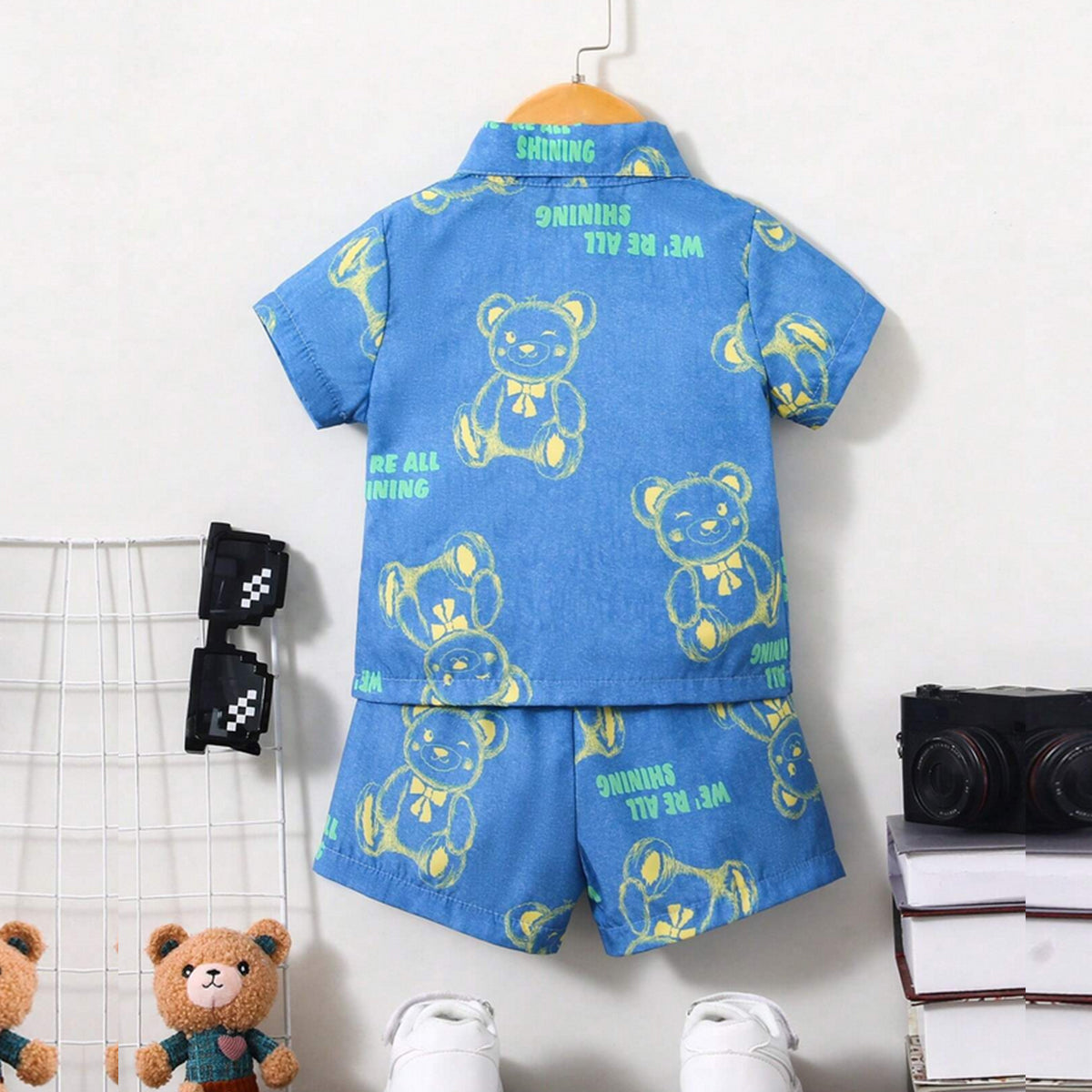 Venutaloza Kids Bear & Letters Pocket Shorts Without tee Two Piece Set.