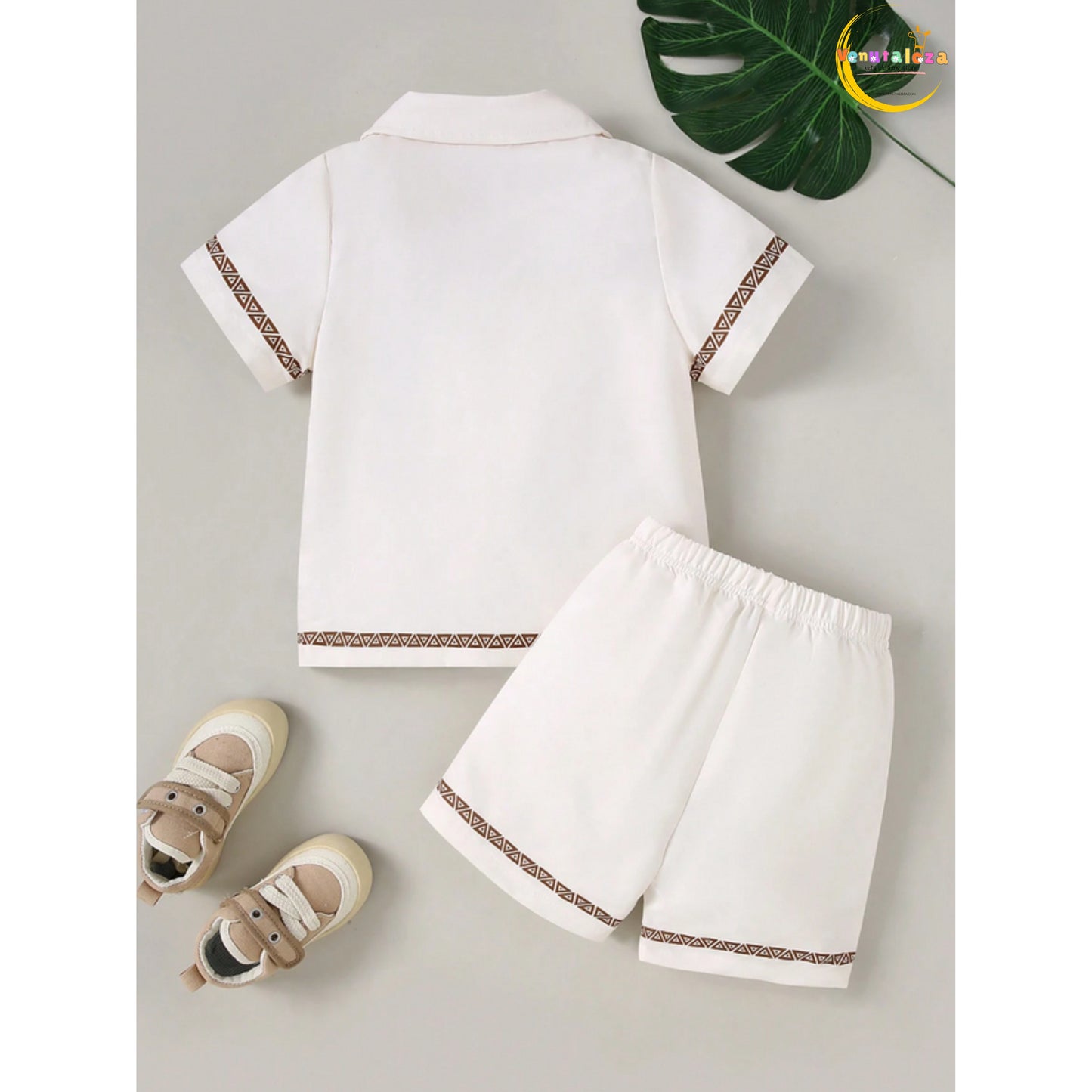 Boys Two-Piece Set Coconut Tree Collar Shirt and Comfortable Shorts, for Outdoor.