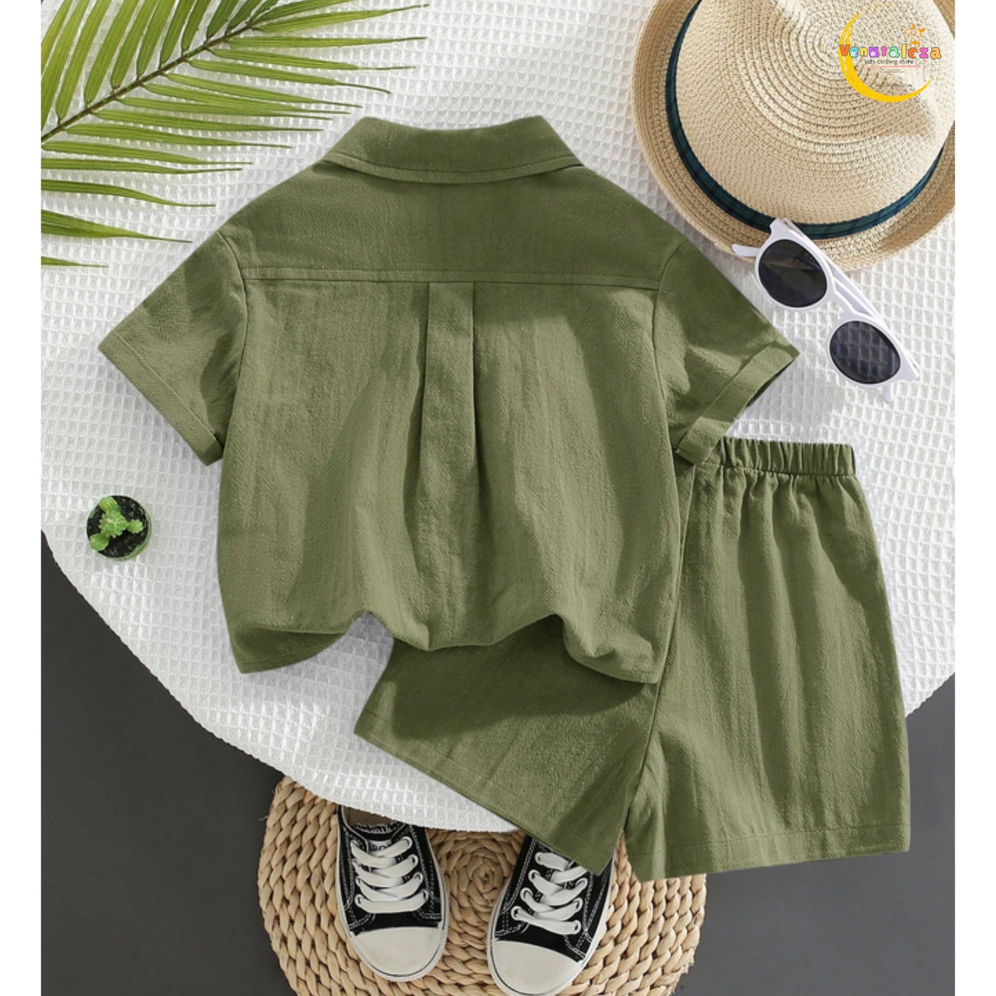2pcs/Set Kids/Tween Boys' Casual Resort Style Polo Collar Pullover Short Sleeve Top & Loose Shorts Outfit.