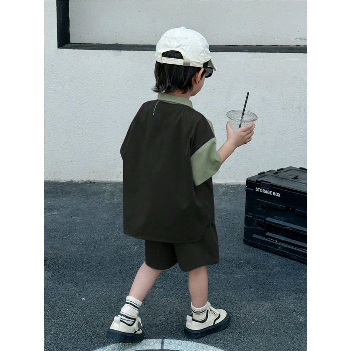 Venutaloza 2-Pc Kids Colourblocked Shirt with Shorts Two Piece Set.