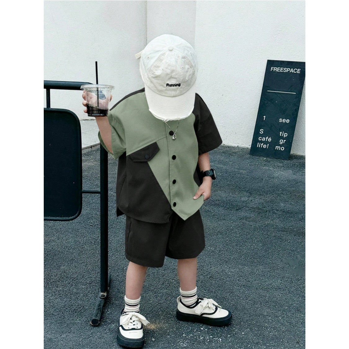 Venutaloza 2-Pc Kids Colourblocked Shirt with Shorts Two Piece Set.