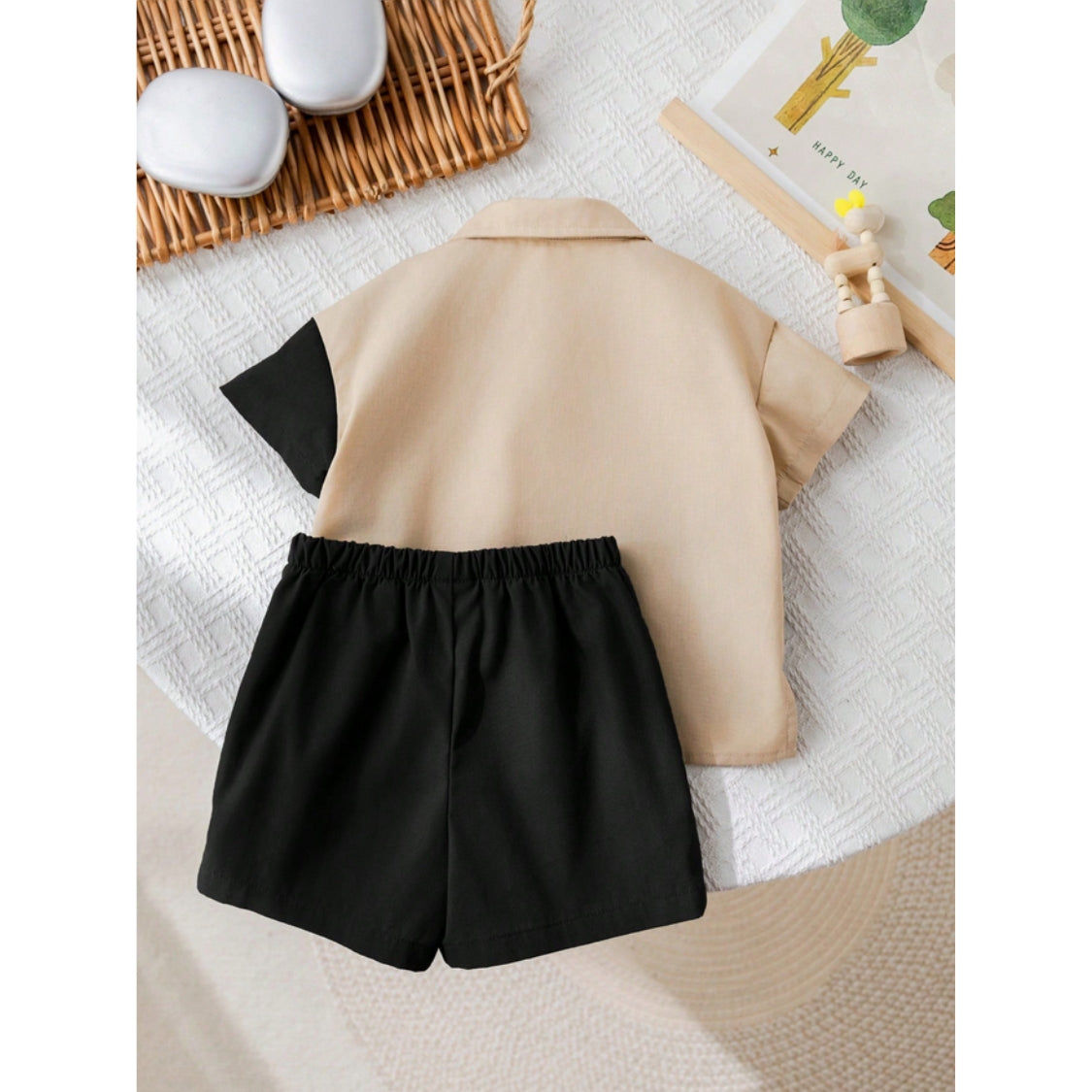 Venutaloza Baby Boy Colourblocked Shirt with Shorts Two Piece Set.