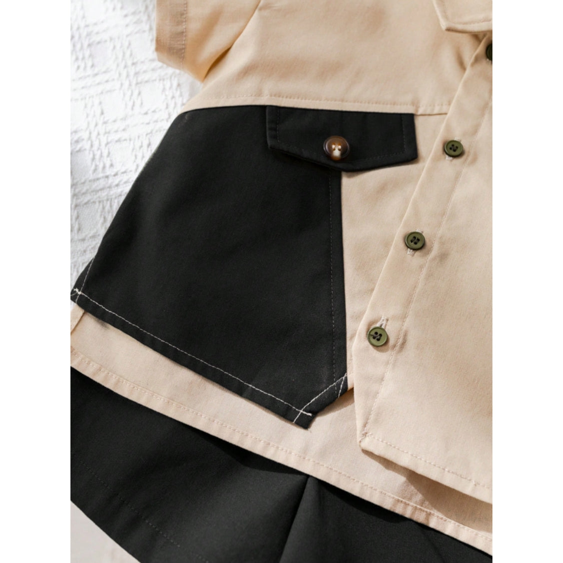 Venutaloza Baby Boy Colourblocked Shirt with Shorts Two Piece Set.