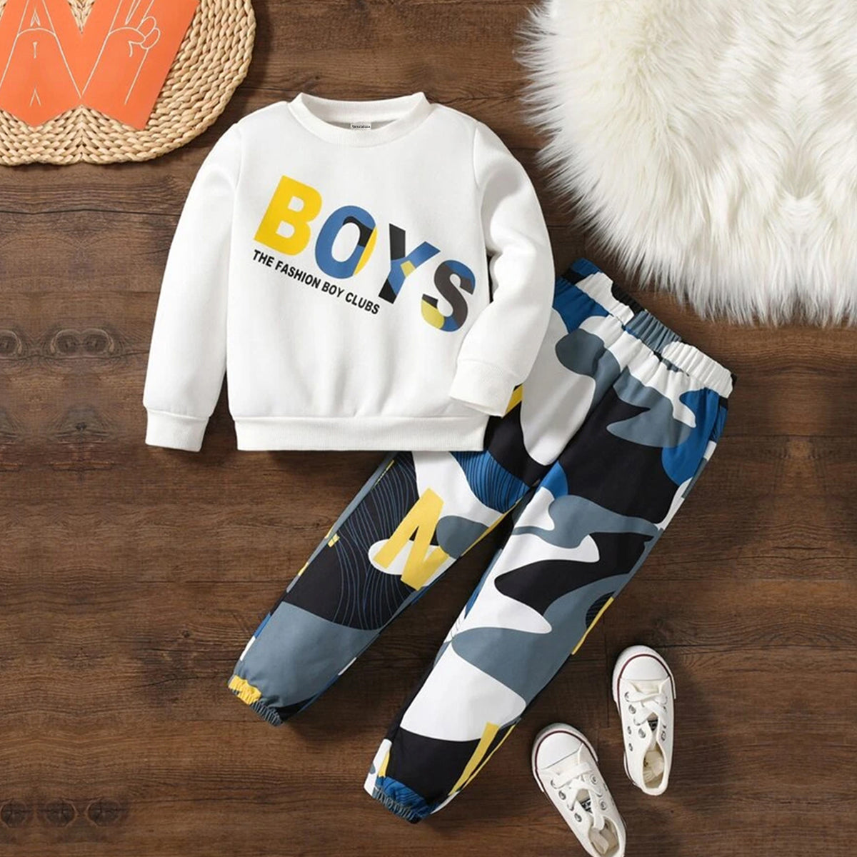 Venutaloza Stylish Baby Set Letters Graphic Print & Boys Design (Combo Pack Of 2) T-Shirt & Pants.