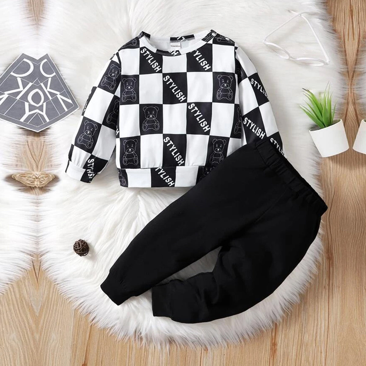 Venutaloza Baby Set Checkerboard Balloon Print & Cami T-Shirt & Pants.