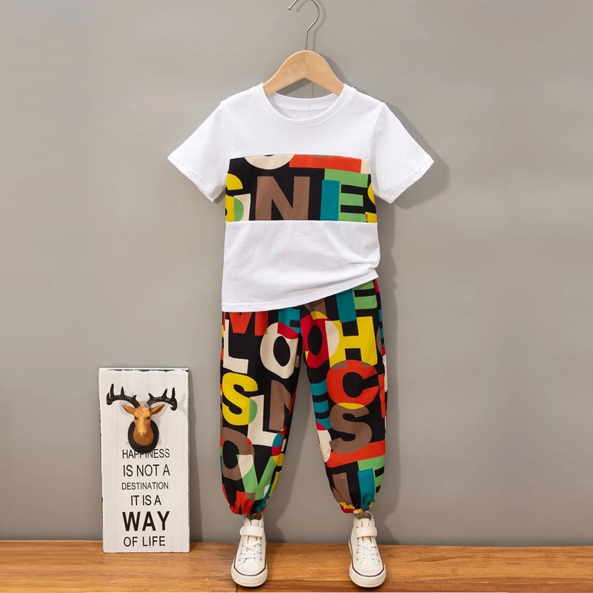 Venutaloza Stylish Baby Set Tie Dye Fleece & Letter Graphic & Alphabet Letter (Combo Pack Of 3) T-Shirt & Pants.