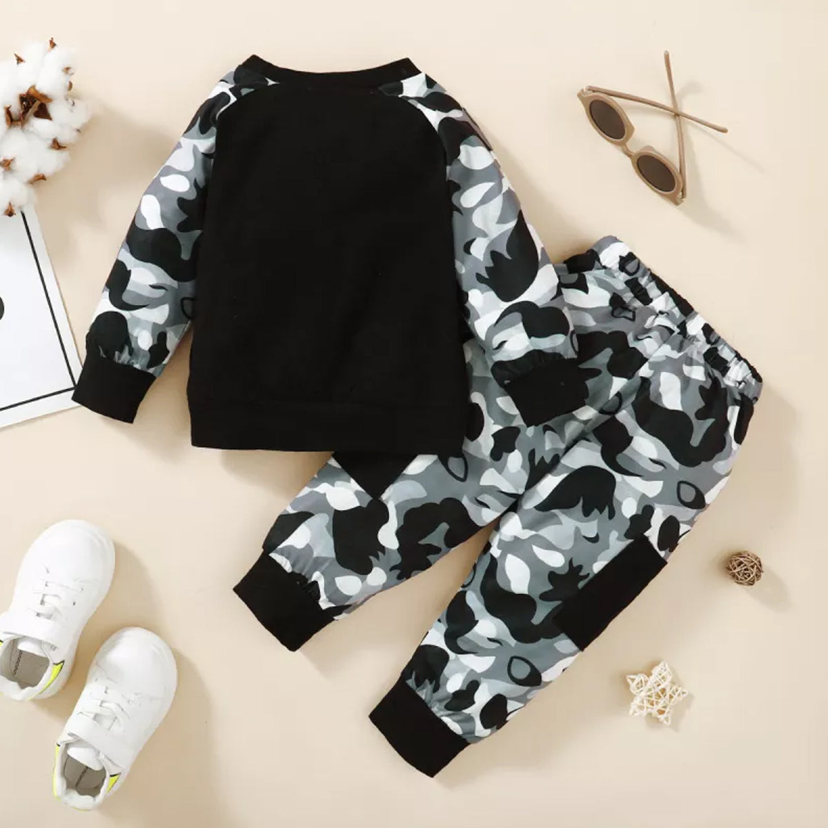 Venutaloza Stylish Baby Set Mini Boss & Letter Graphic & Multi Graphic (Combo Pack Of 3) T-Shirt & Pants.