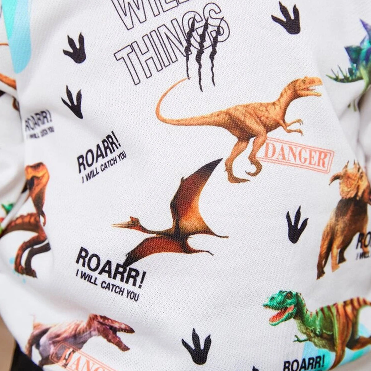 Venutaloza Baby-Set Dinosaur Graphic Print & Cami T-Shirt & Pants Two Piece Set For Boys.