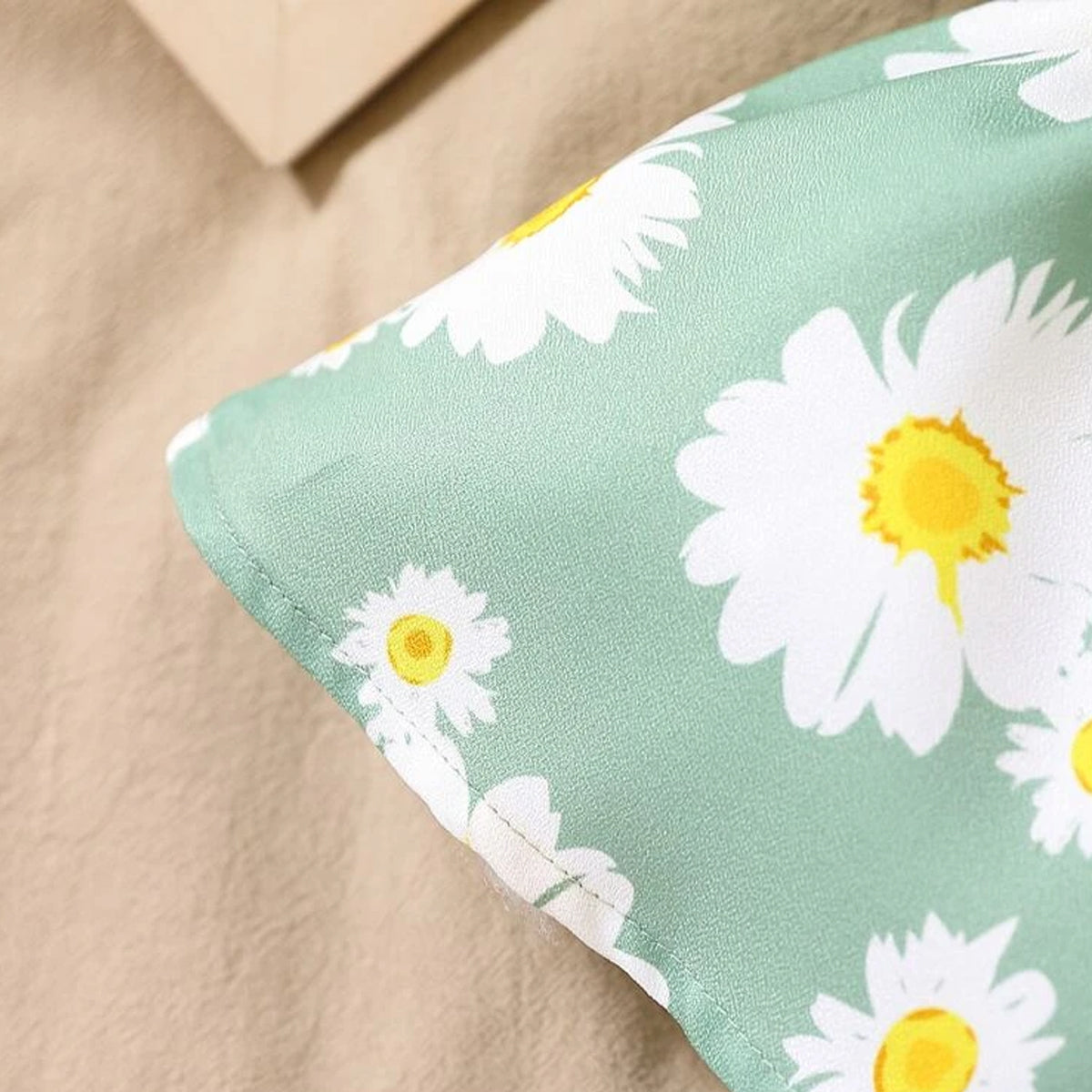 Girls Allover Daisy Floral Green Off-Shoulder Crop Top & Skirt Set For Baby Girls.