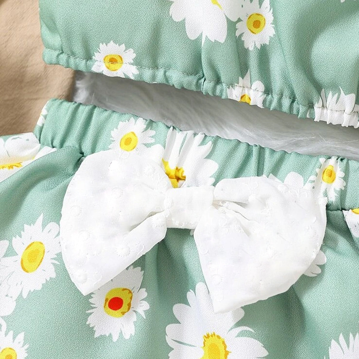 Girls Allover Daisy Floral Green Off-Shoulder Crop Top & Skirt Set For Baby Girls.