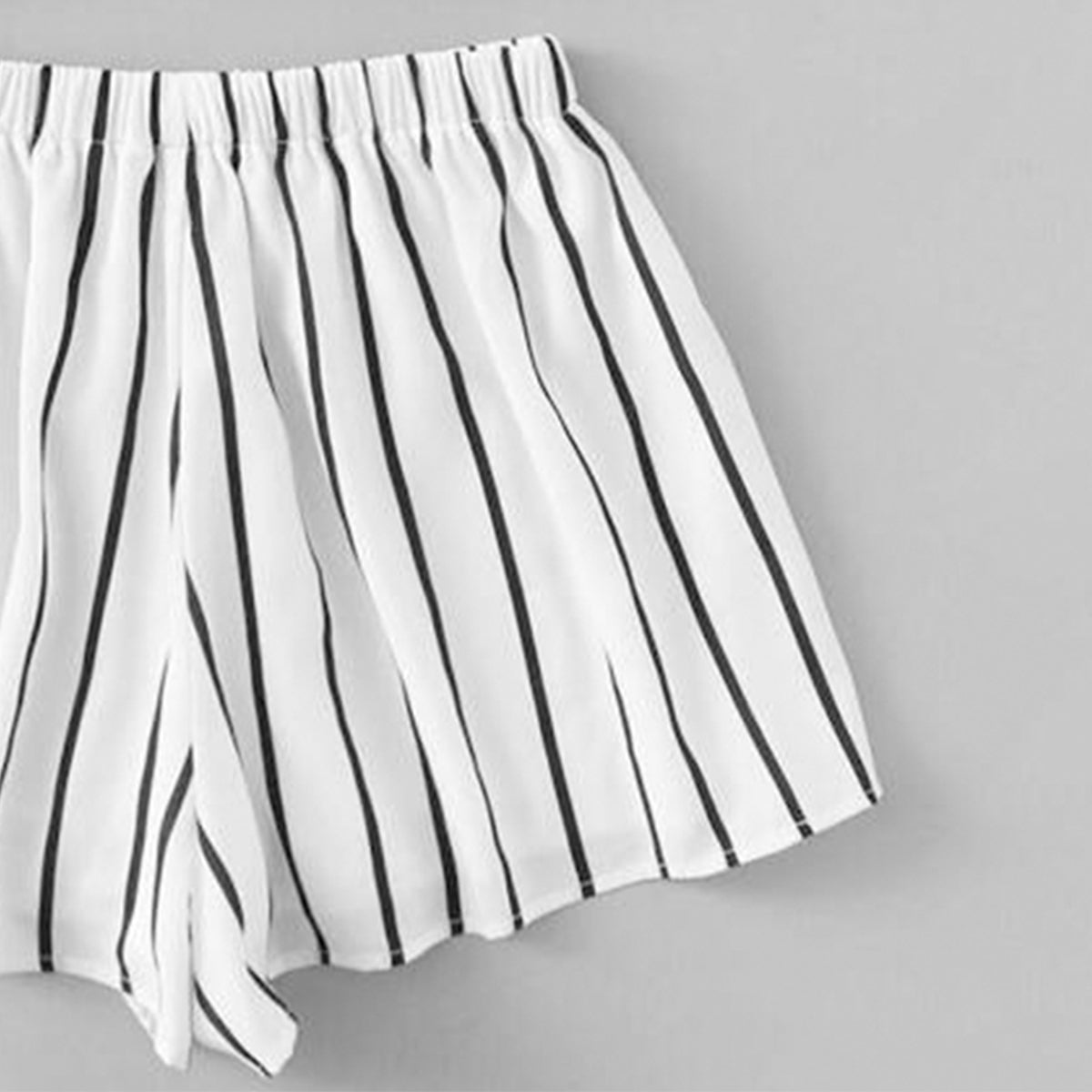 Venutaloza Toddler Girls White Lining Print Waist Shorts.