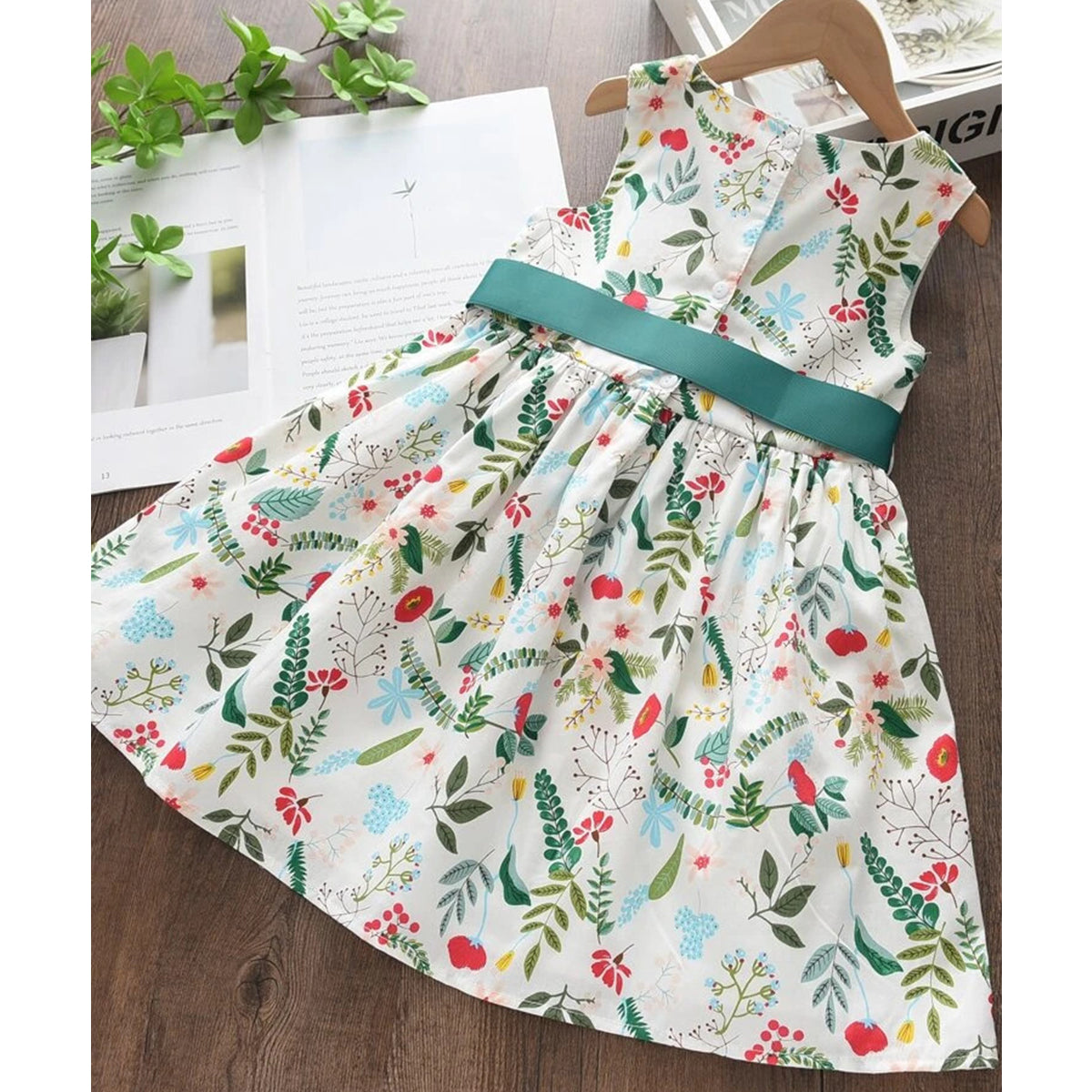 Kids New Fashion Green Floral Frock & Dress for Baby Girls.