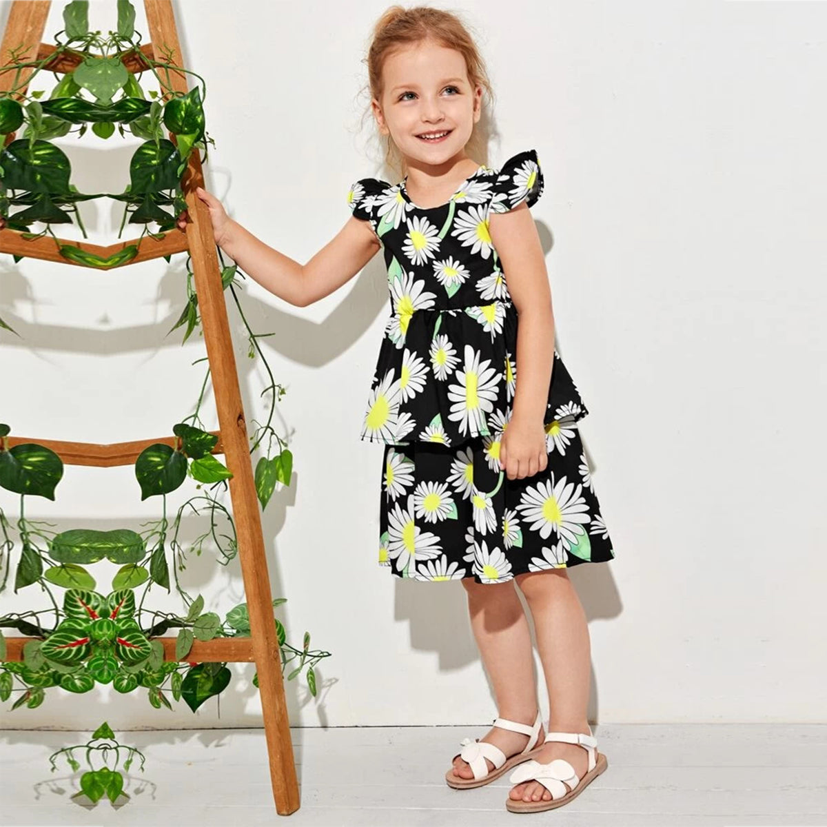 Baby girl Floral Print Layered Sleeve Designer Dresses & Frocks for Baby Girl.