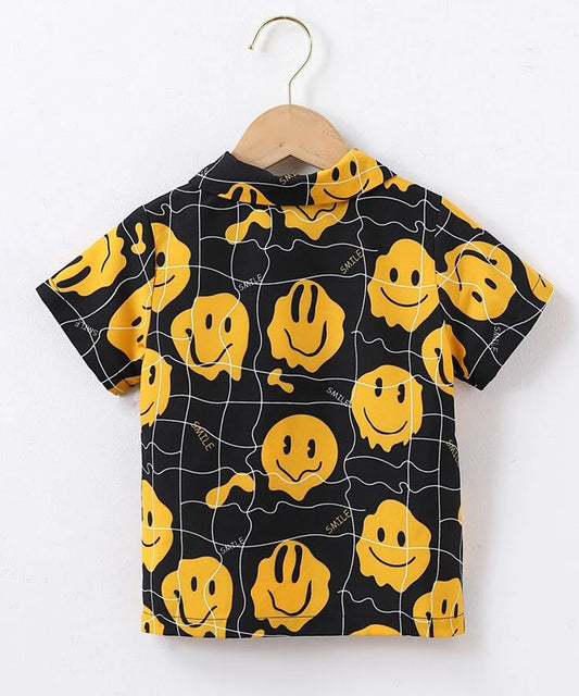 Venutaloza Smile-Black Short Sleeeve Shirt For Boy.