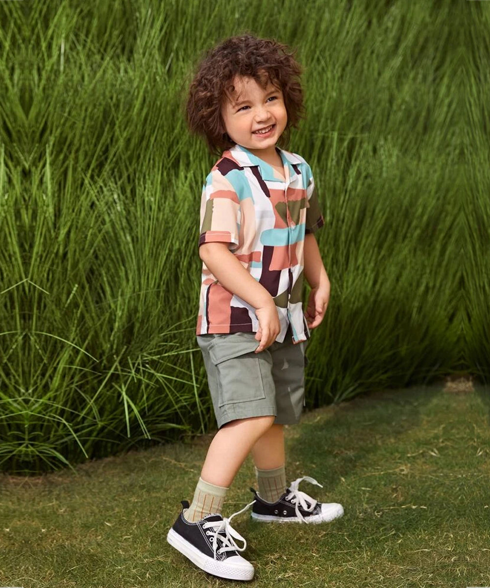 VENUTALOZA Colorful Graphic Mock Neck Shirt For Boy.