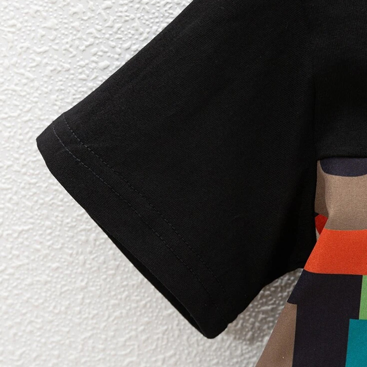 Venutaloza Boys Black Letter Graphic Tee & Pent T-Shirt & Pants.